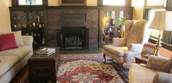 12 tips for decorating your home with a Persian rug
